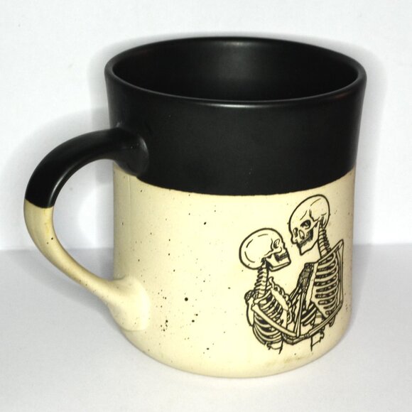 Cobwebs And Caldrons Coffee Mug With Skeletons Black Tan New - Picture 4 of 8